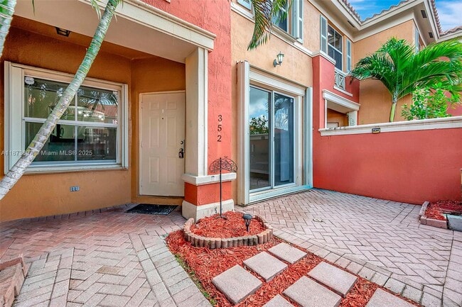 Building Photo - 6141 NW 115th Pl