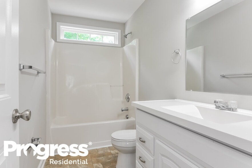 Building Photo - 5816 Ricker Rd