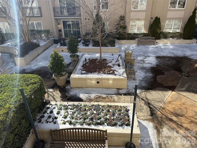 Building Photo - 1315 East Blvd