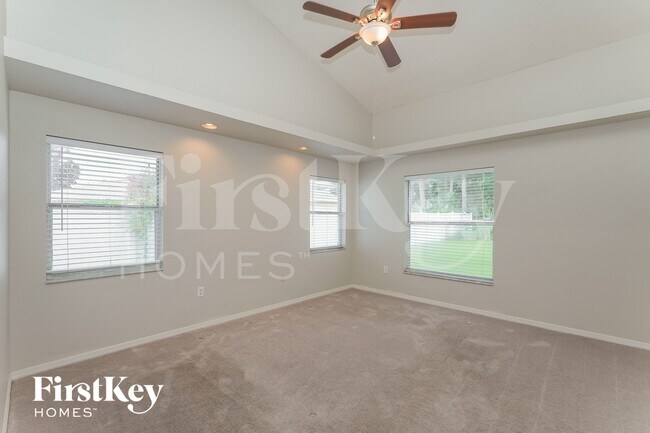 Building Photo - 5718 Wedgefield Dr