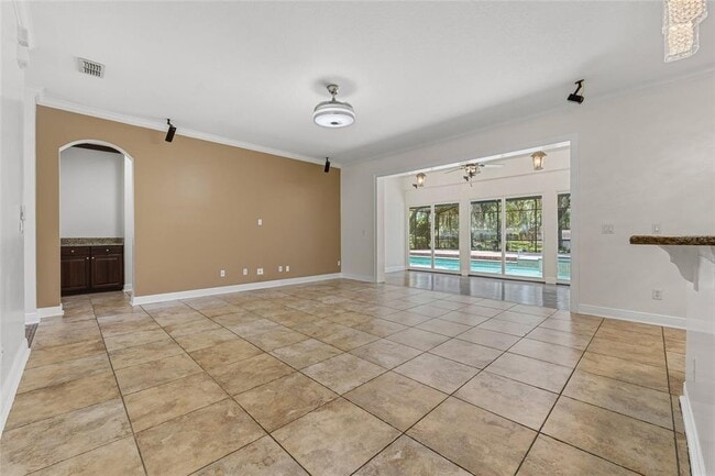 Building Photo - 13932 Florigold Dr