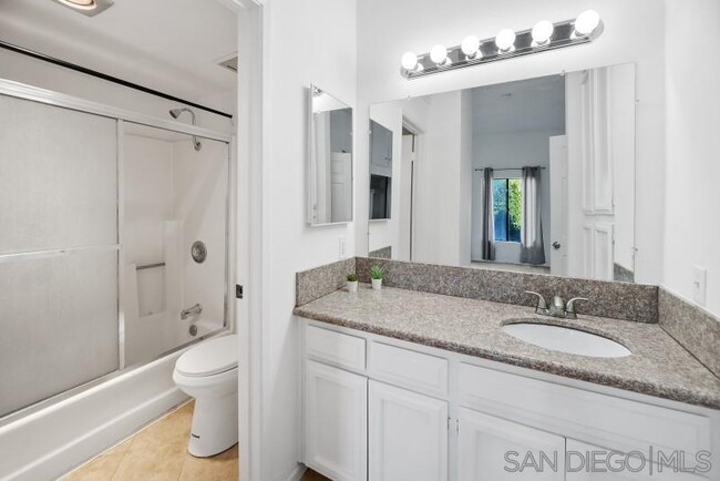 Building Photo - 5170 Clairemont Mesa Blvd