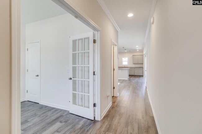 Building Photo - 246 Honey Hill Way