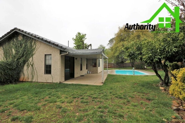 Building Photo - 3610 Sunwood Dr