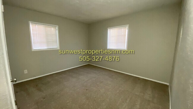 Building Photo - 3 Bedroom, 2 Bath, 1 Car Garage with Fence...