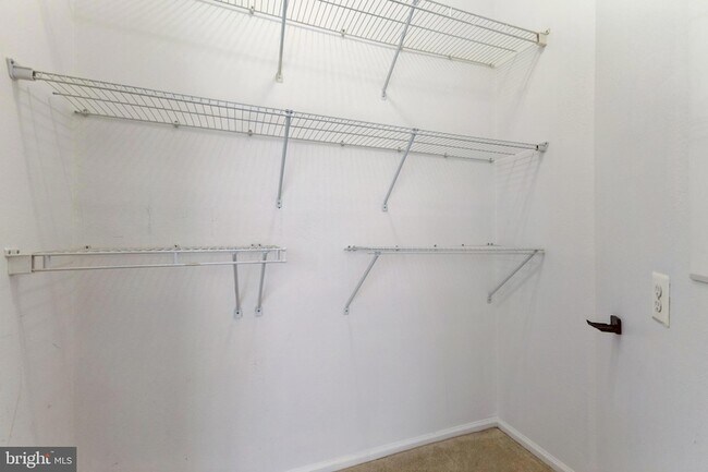 Building Photo - 3009 Nicosh Cir