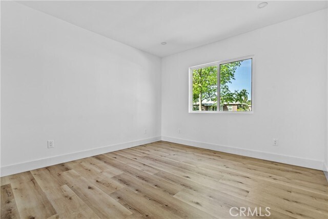 Building Photo - 14448 Pinney St