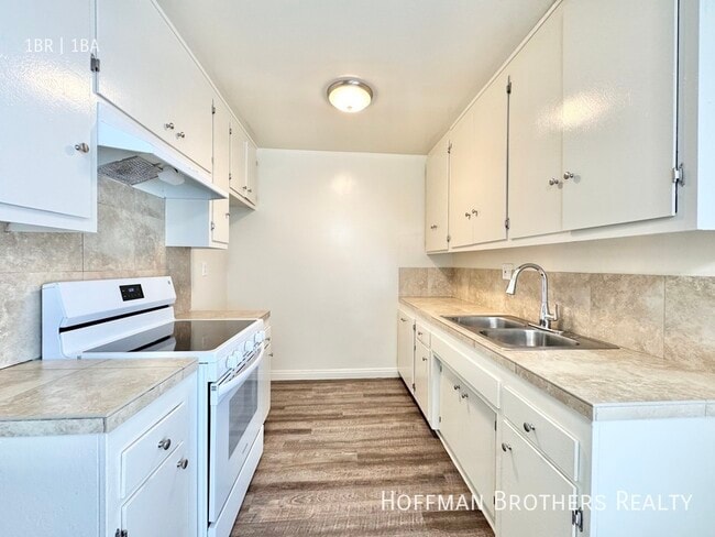 Building Photo - 6729 Cleon Ave