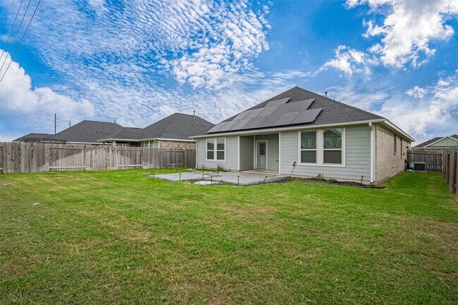 Building Photo - 31415 Conover Dr