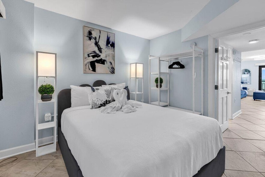 Building Photo - 2001 S Ocean Blvd