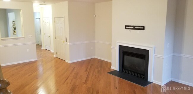 Building Photo - 12 Jensen Court