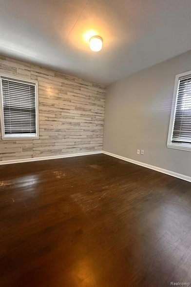 Building Photo - 505 Gardendale St