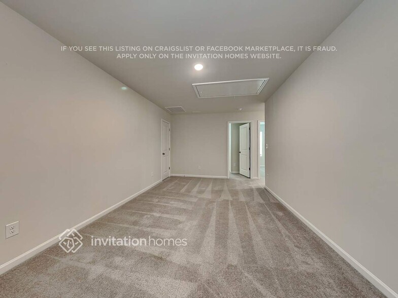 Building Photo - 5200 Spring Breeze Blvd