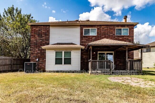 Building Photo - 1045 Stone Trail