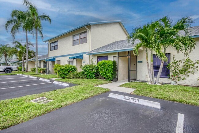 Building Photo - 9109 SW 21st St