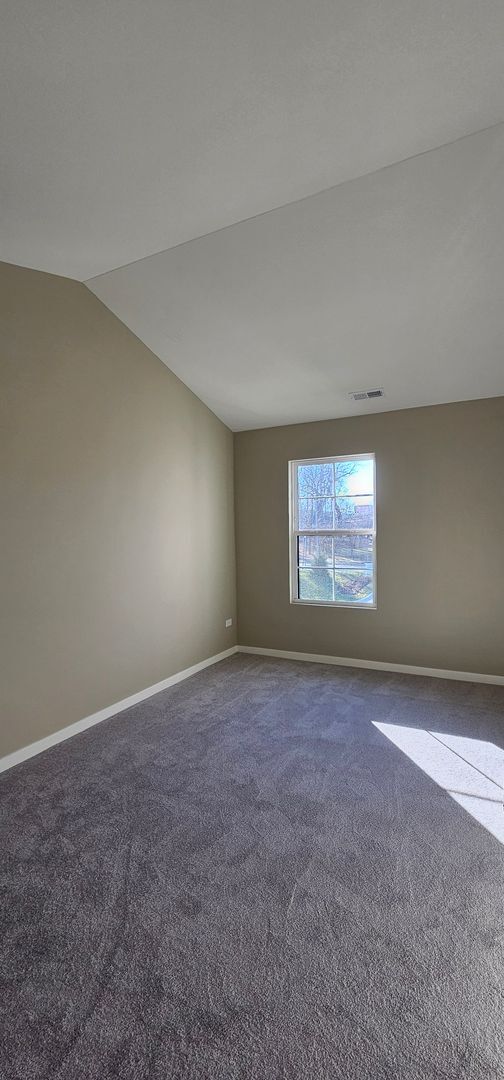 Building Photo - Chestnut - 2Br/2Ba Rental Home - Second Floor