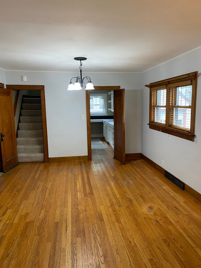 Building Photo - 4407 Pine St