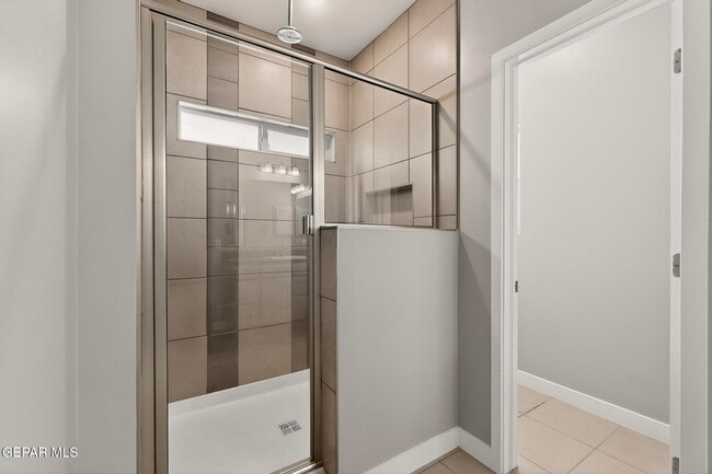 Building Photo - 13808 Garforth Ave