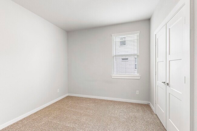 Building Photo - 14006 Juniper Pt Ln