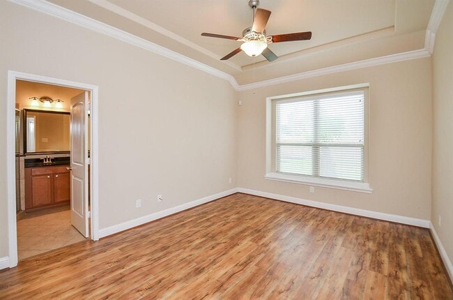 Building Photo - 27515 Huggins Crest Ct