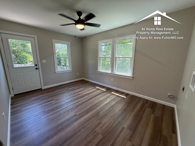 Building Photo - 1502 Forest Ave