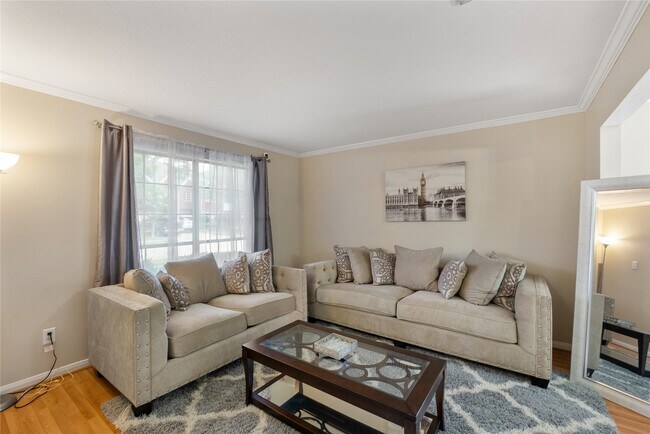 Building Photo - 2019 Whirlaway Dr