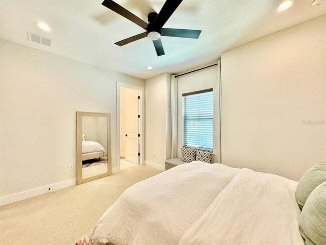 Building Photo - 3722 W Mango Ave