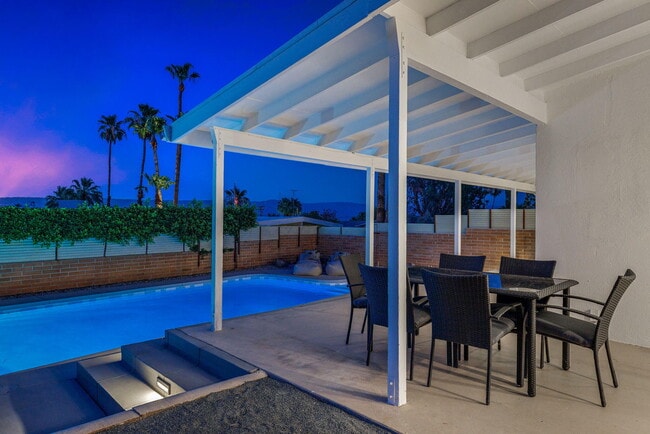 Building Photo - 38951 Bel Air Dr