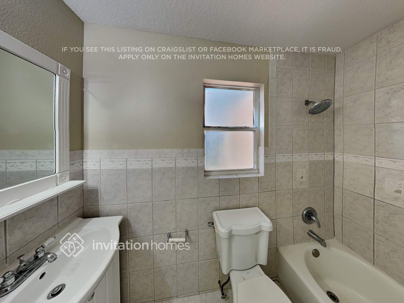 Building Photo - 3907 Kiawa Dr