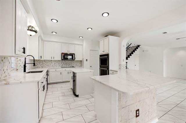Building Photo - 3904 Penny Royal Dr
