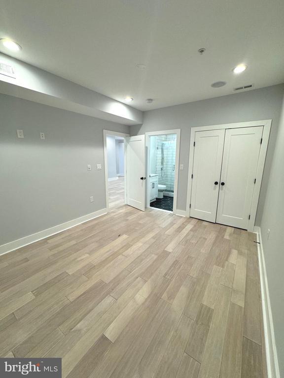 Building Photo - 1835 Providence St NE