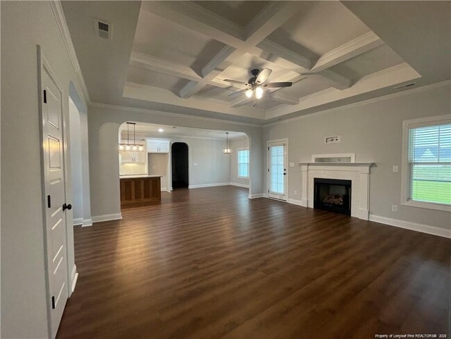 Building Photo - 5841 Dottie Cir