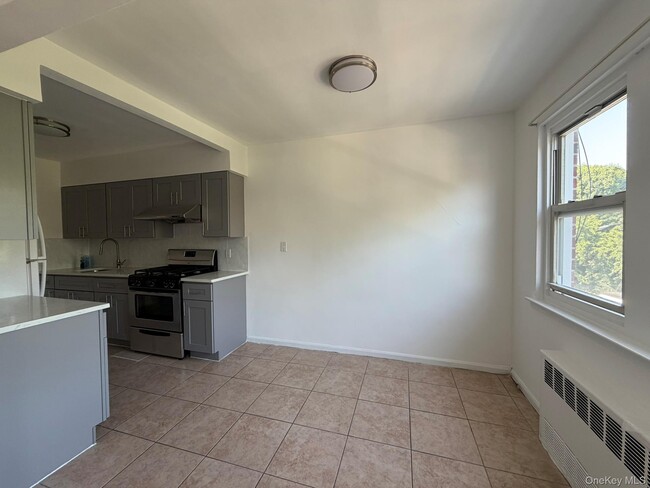 Building Photo - 32-20 56th St