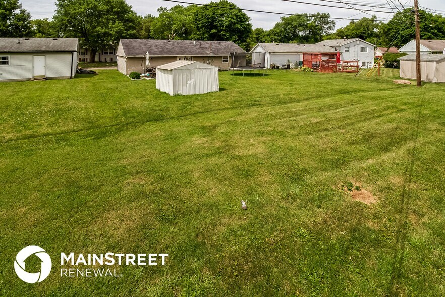 Building Photo - 2767 Bardwell Rd