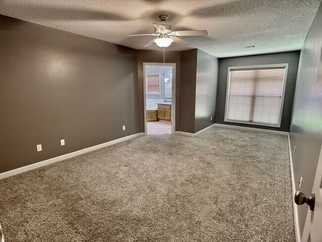 Building Photo - 3 Bed, 2 Bath with Fenced Yard, Two-Car Garage, Brookland School District