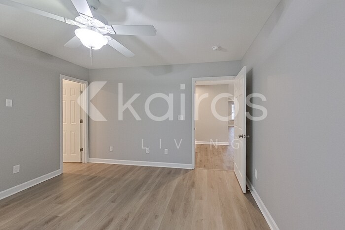 Building Photo - 1384 Maxwell Cir