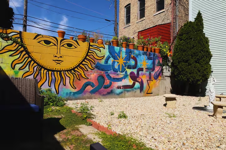 Building Photo - 2345 W 21st St