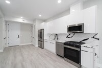 Building Photo - 187 CULVER Ave