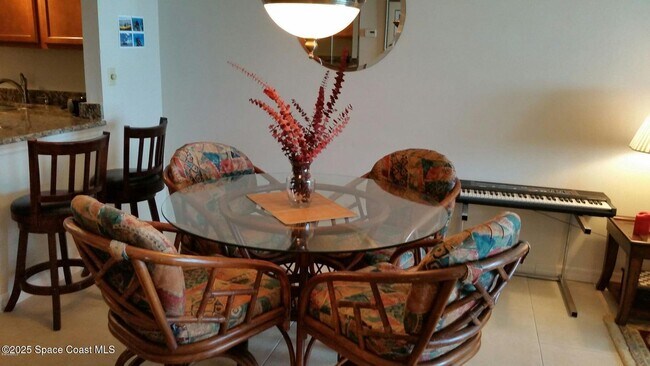 Building Photo - 2225 Jimmy Buffett Mem Hwy