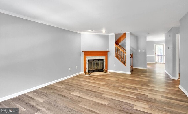 Building Photo - 12120 Apache Tears Cir