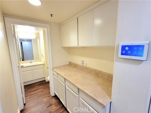 Building Photo - 3051 Portola St