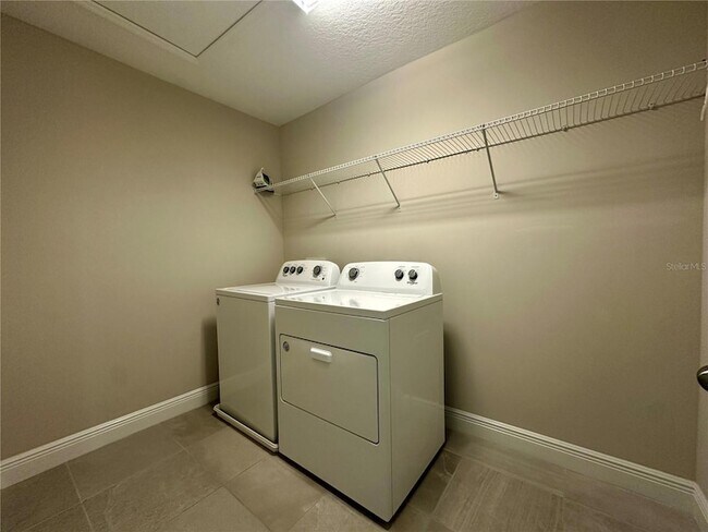 Building Photo - 15845 Marina Bay Dr