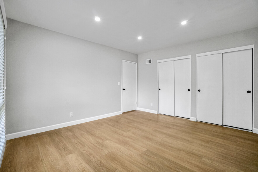 Building Photo - 3974 Tarrytown Ln
