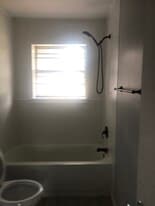 Building Photo - 185 College Ave