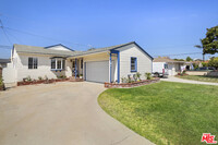 Building Photo - 13219 S Clydepark Ave