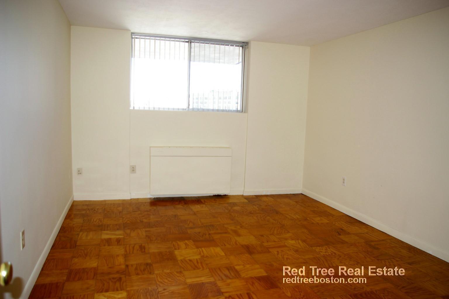 Building Photo - 101 Monmouth St