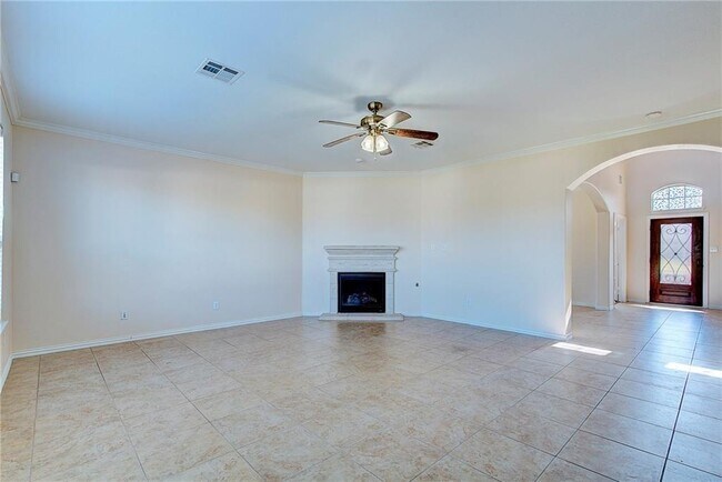 Building Photo - 2601 Mirasol Loop