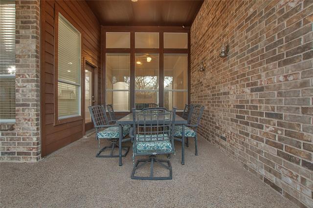Building Photo - 12416 Water Oak Dr