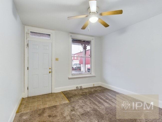 Building Photo - Cozy 3 Bedroom, 1 Bath Home in Harrisburg, Pa!