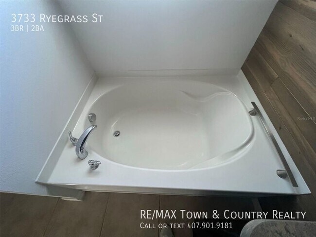 Building Photo - SawGrass Bay Rental Home in Clermont